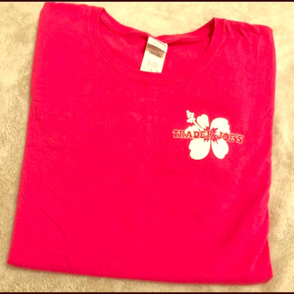 New, Never Worn Trader Joe’s T-shirt Size Medium